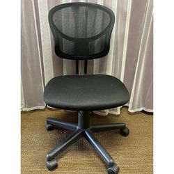 Adjustable office desk chair on wheels. Task chair