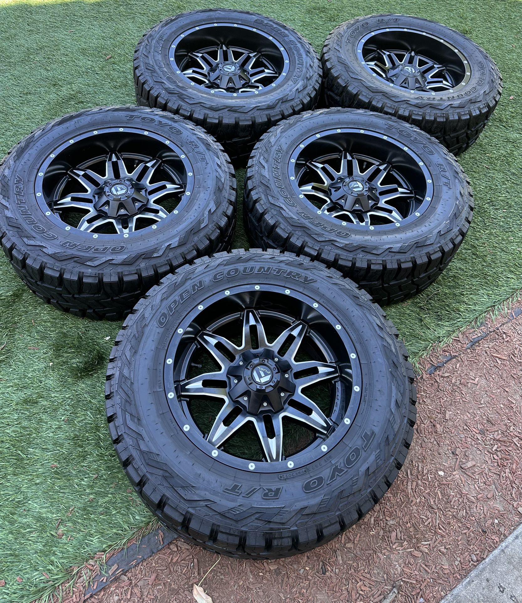 (5) Jeep Rubicon Rims 5x127 Jeep Sahara Jeep Gladiator Rims And Tires 
