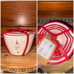 Rae Dunn Santa Measuring Cups