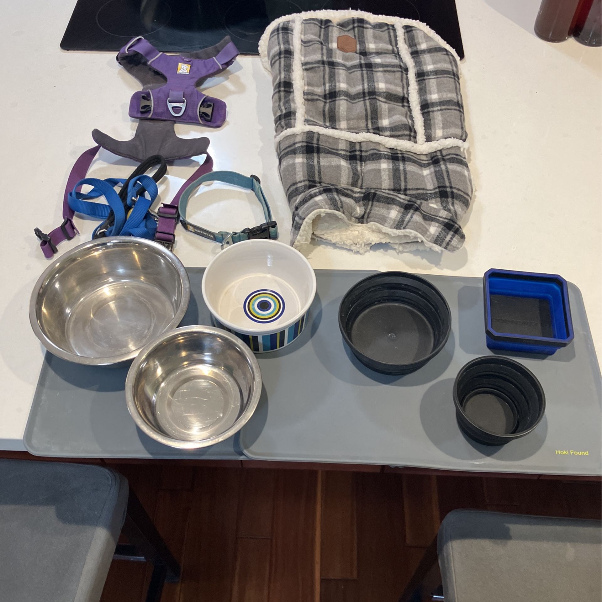 Dog Supplies