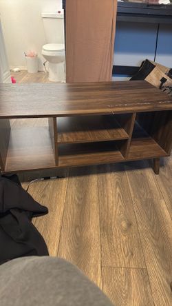 Tv stand