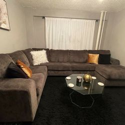 Couch Set Still Available 