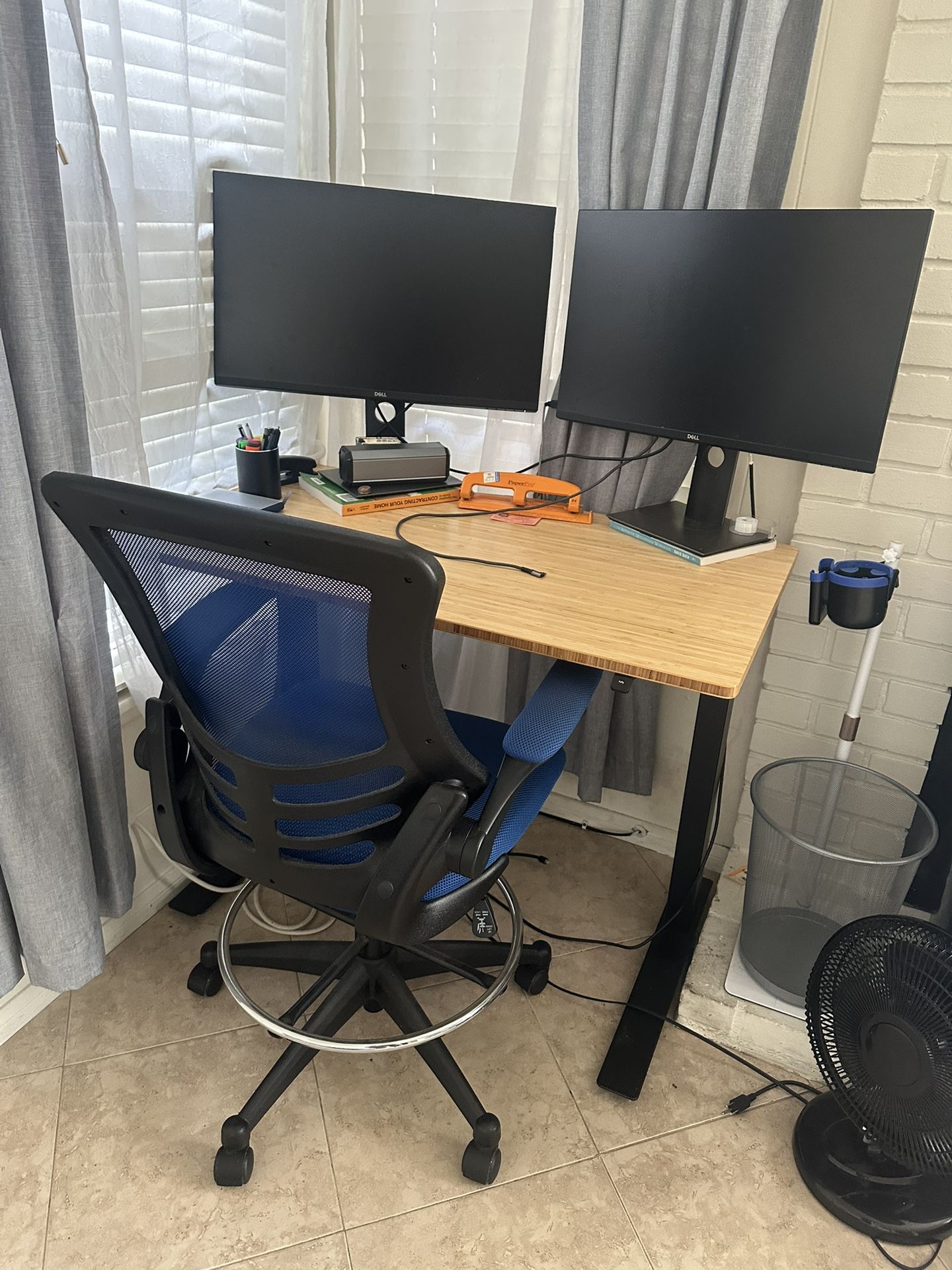 🖥️ Standing Desk + Dual Dell Monitors + Ergonomic Chair + Staples Wastebasket (Bundle or Separate)