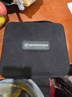 Sennheiser PXC 450 Headphones