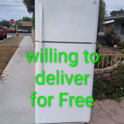 Kenmore Top Freezer Refrigerator 20 Cuft(Size 30" W 32" D 69" H