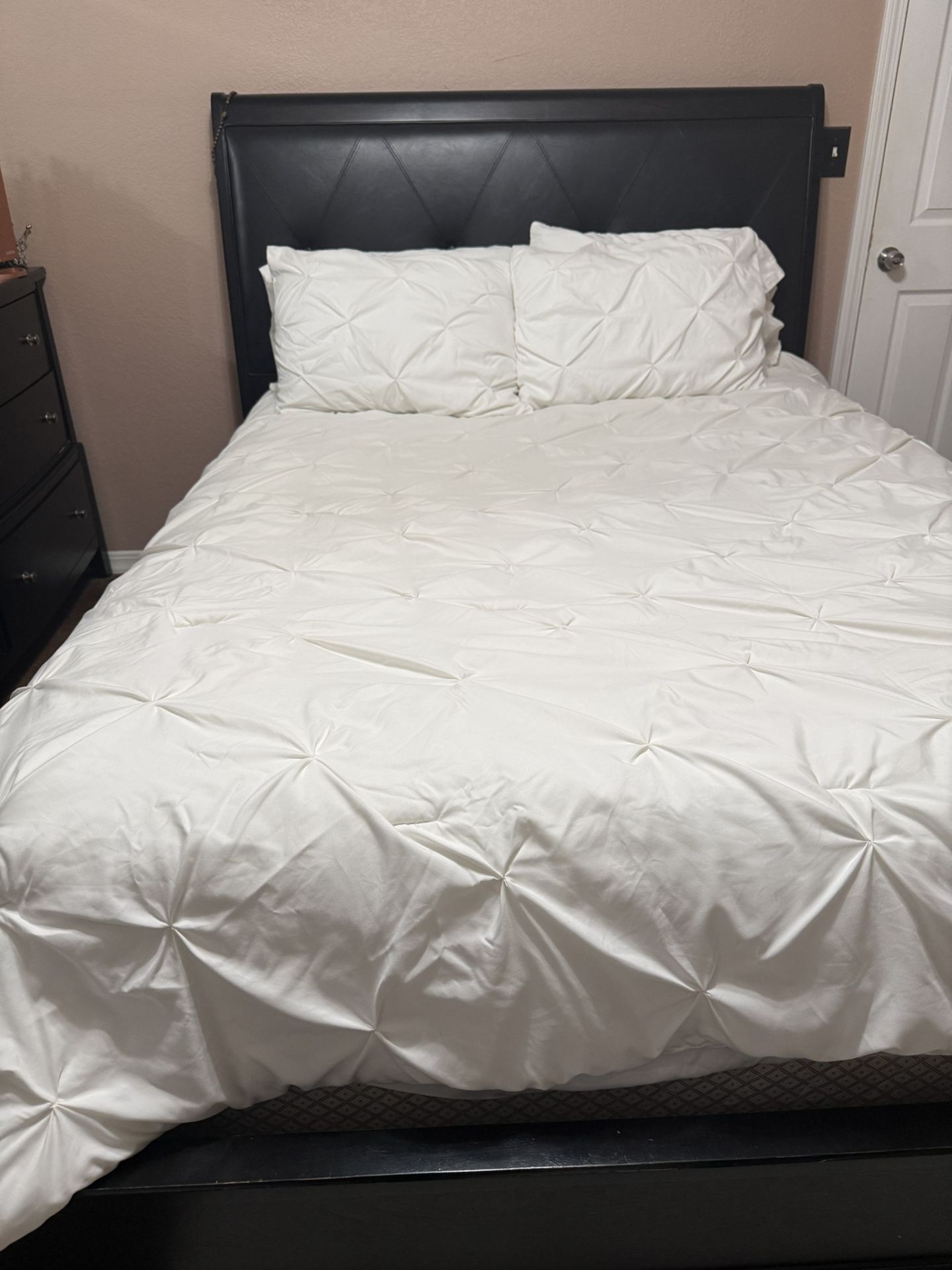 bed frame and dresser set 