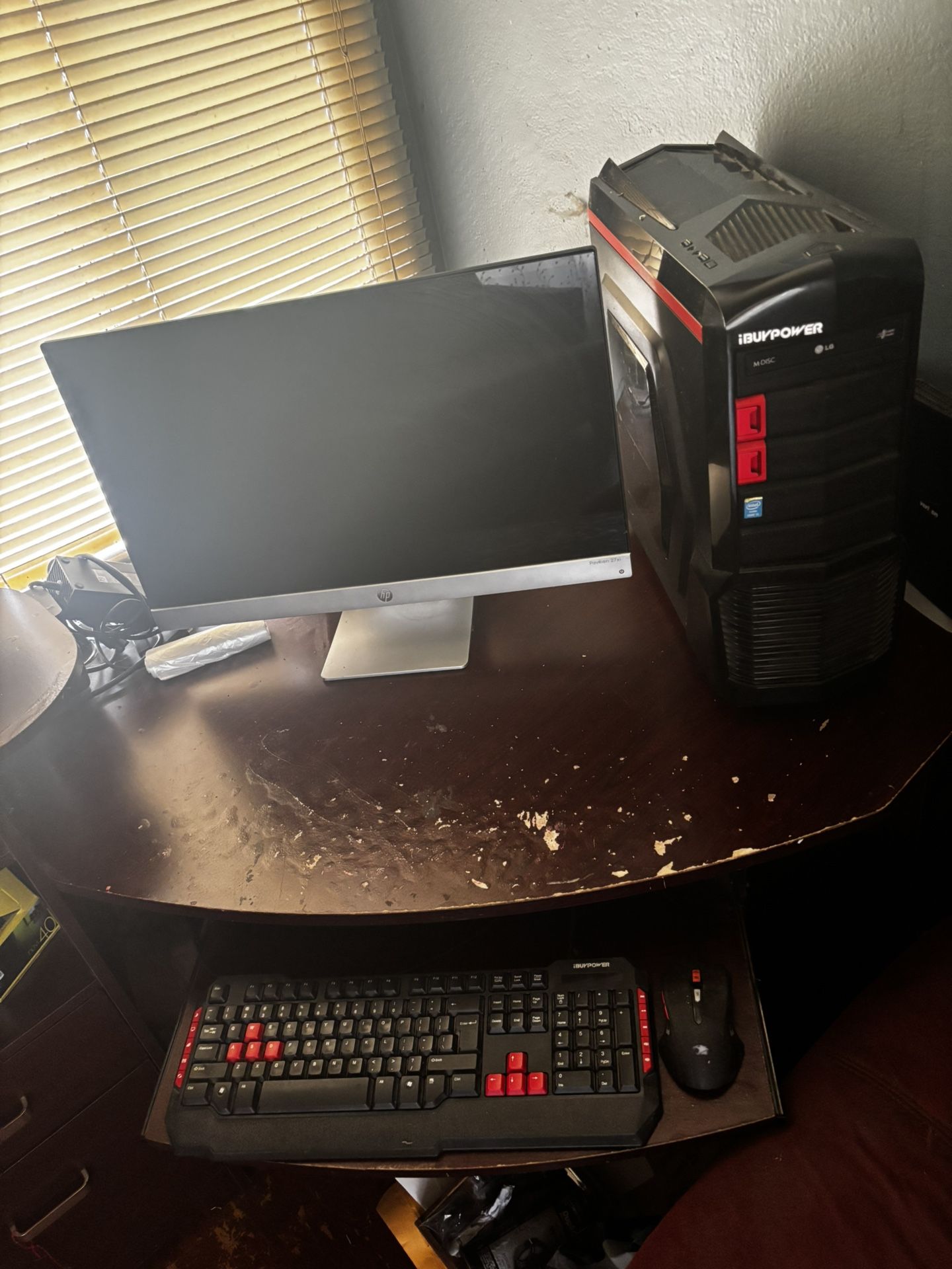 IBuyPower Gaming PC BUNDLE