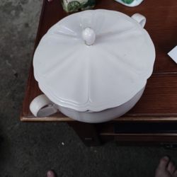 Vintage Serving Bowl/W Lid