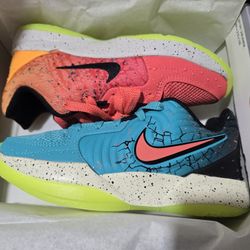 Nike Ja 2 "Mixed Berries" Size 3y