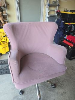 Vanity chair