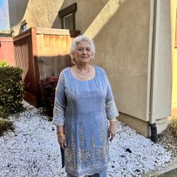 Brand New Indian Pant Suit. Size 44-46. 