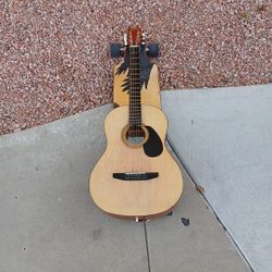 Johnson Guitar 