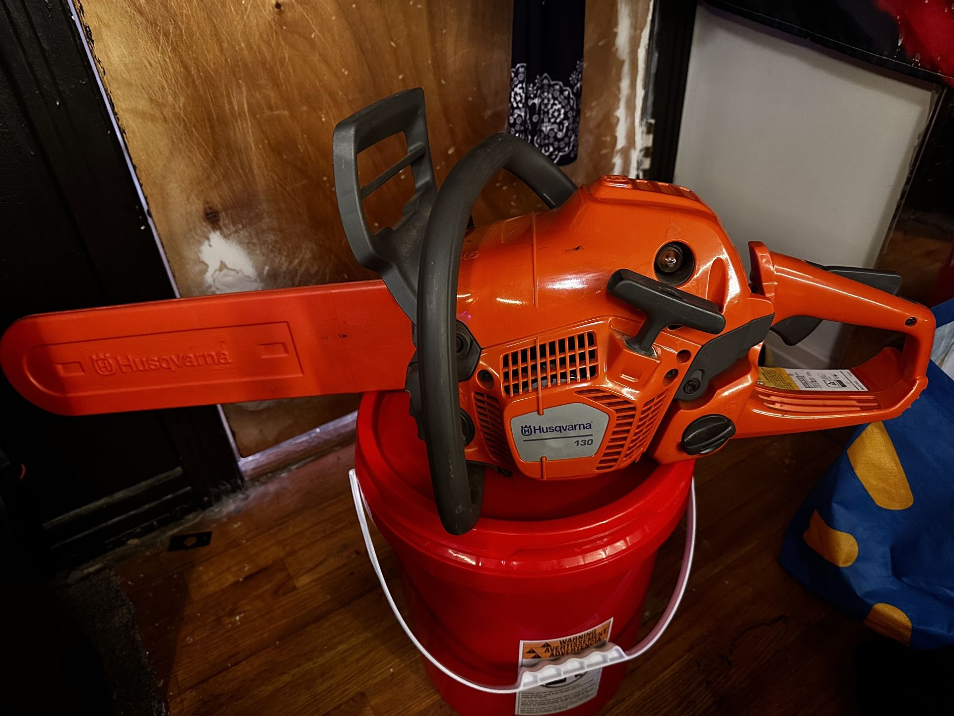 Husqvarna 130 Chainsaw 