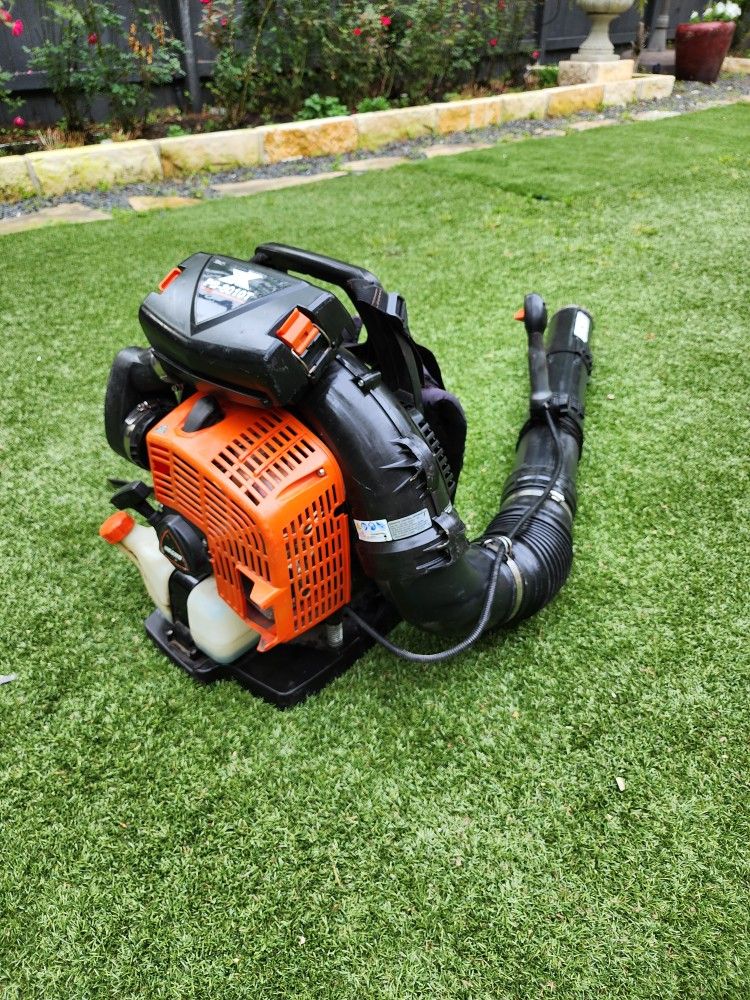 ECHO BLOWER P-B 8010 T