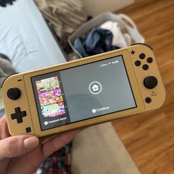Nintendo Switch (GOLD) 