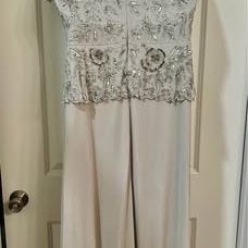 Mother Of The Bride/Groom Gown 14