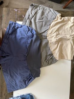 Women’s Large Maternity shorts