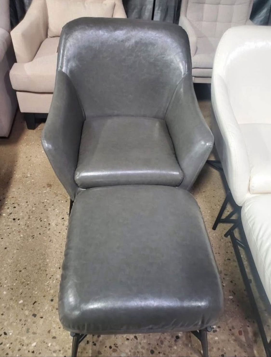 New Extra Sturdy Gray Accent Lounge Club Office Chair with Ottoman