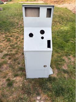 Aluminum console for boat