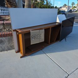 Free Items Pick Up At Corner Of Turtle Vista Cr And Stoney Creek