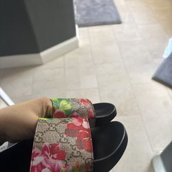Gucci sandals