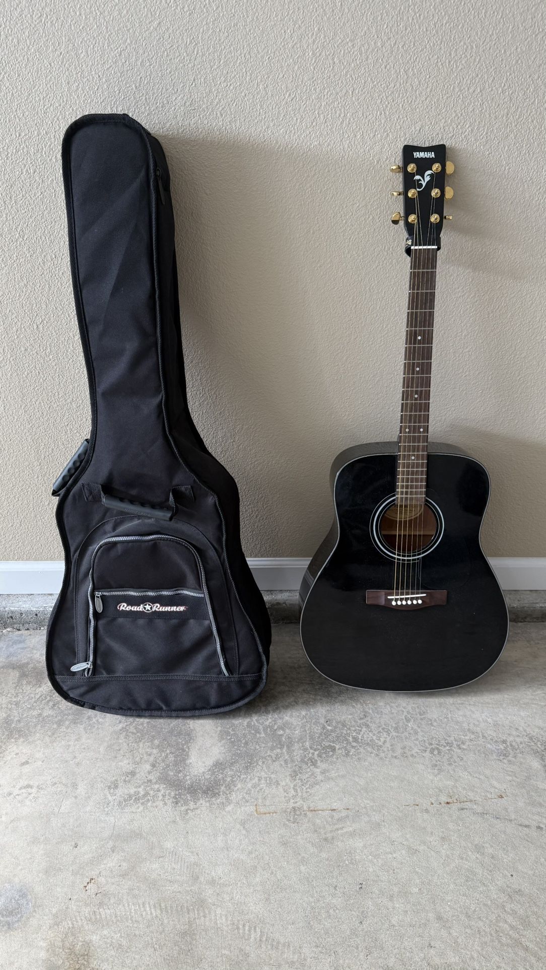 Yamaha F335BL with Case