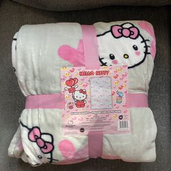 Hello Kitty Valentines Xoxo Twin Blanket