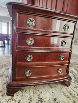 Dresser Top Jewelry Box