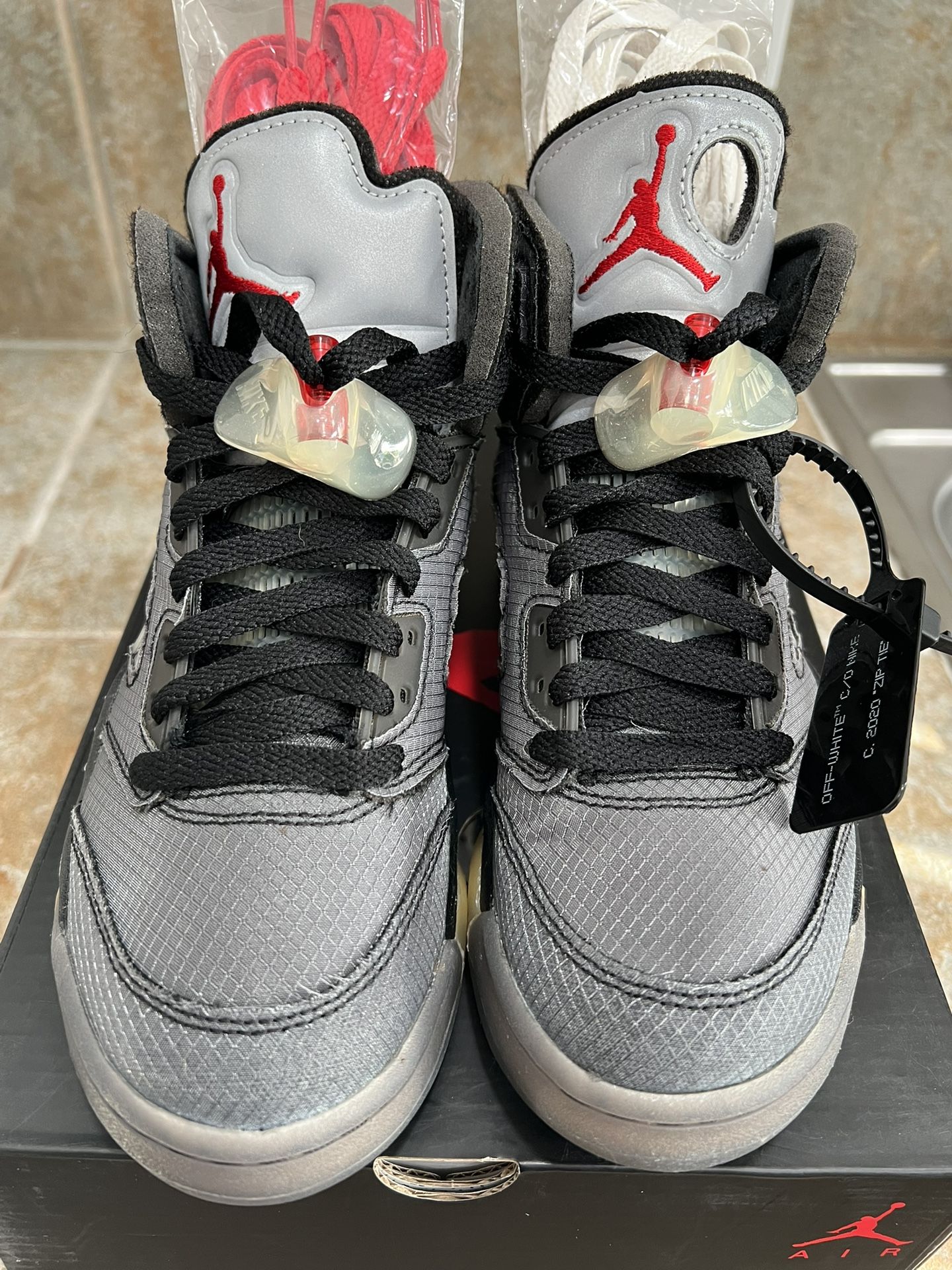 New Air Jordan 5 Retro SP CT8480 001 Size 3.5