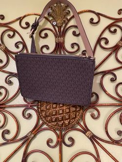 Michale kors bell wallet