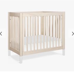 Convertible 4-in-1 Mini Crib