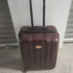 Tumi V3 Carry On Luggage 
