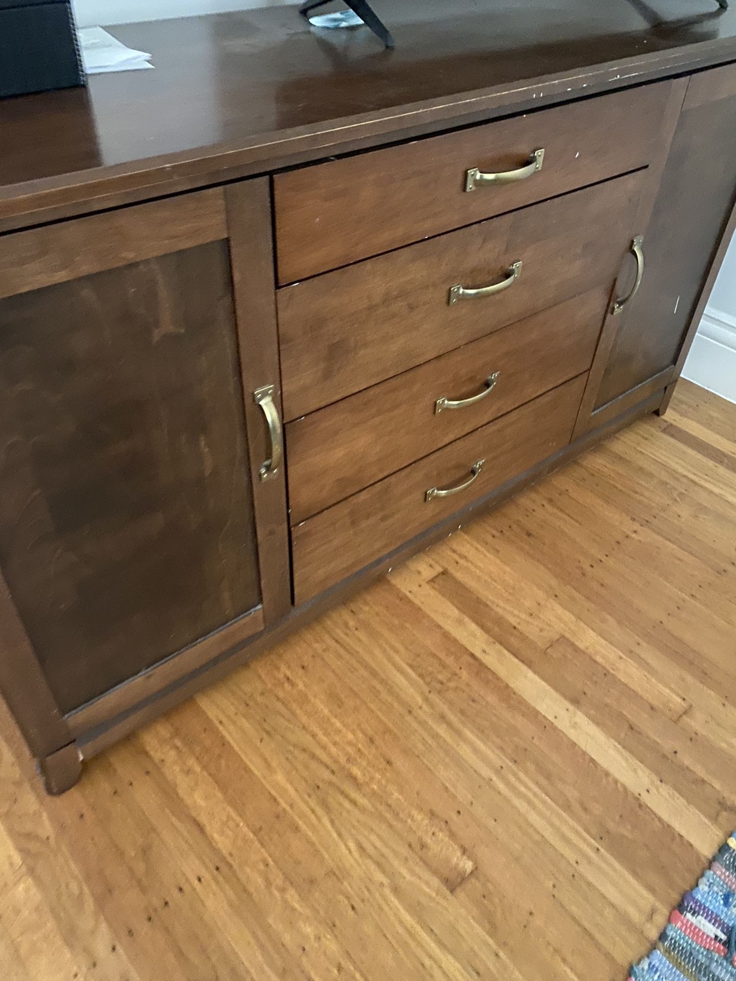 Free Dresser 