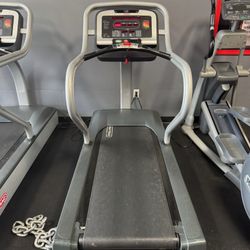 Commercial Star Trac Elliptical 