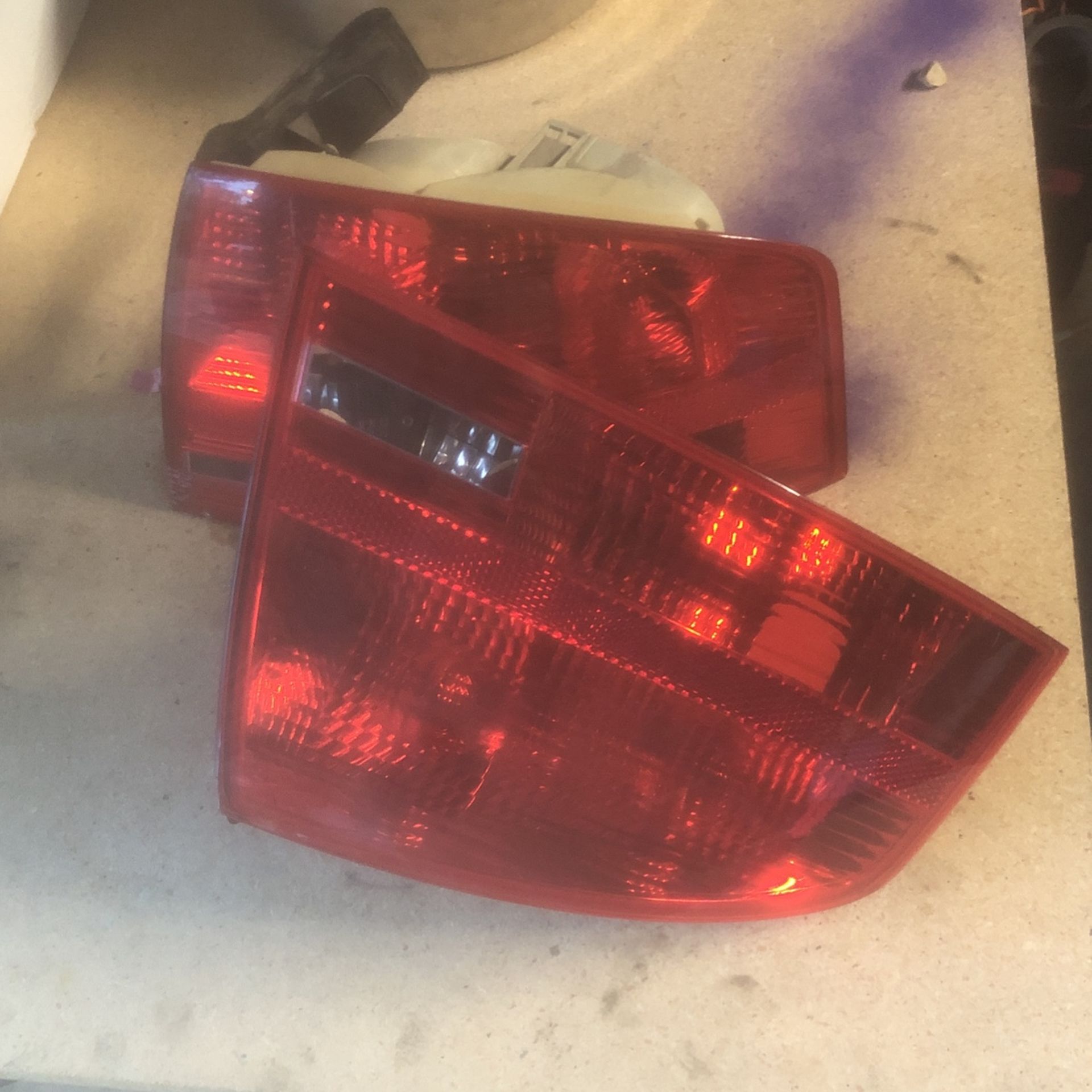 1(contact info removed) Audi Tail Light 