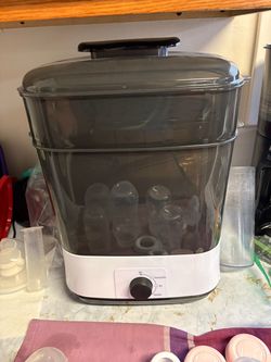 Dr Browns Bottle dryer and Sterilizer