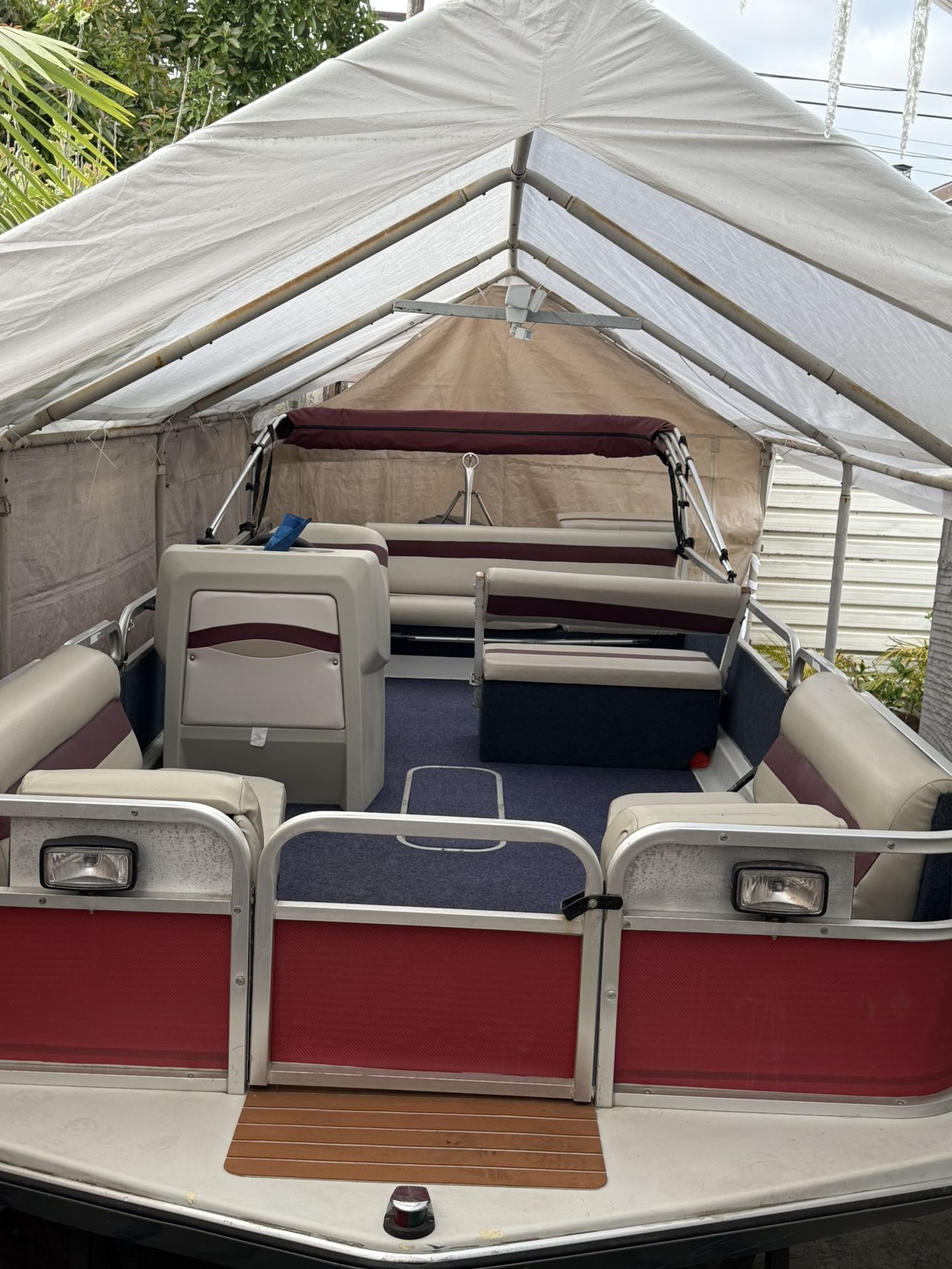Pontoon Boat