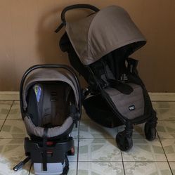 LIKE NEW BRITAX B AGILE LIGHT WEIGHT TRAVEL SYSTEM STROLLER CAR SEAT AND BASE TWO CAR SEATS ADAPTER INCLUDED !!!