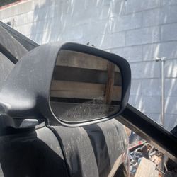 2013 Toyota Corolla Front Right Side Mirror 