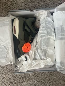 Retro Jordan 4 Undefeated SZ 10