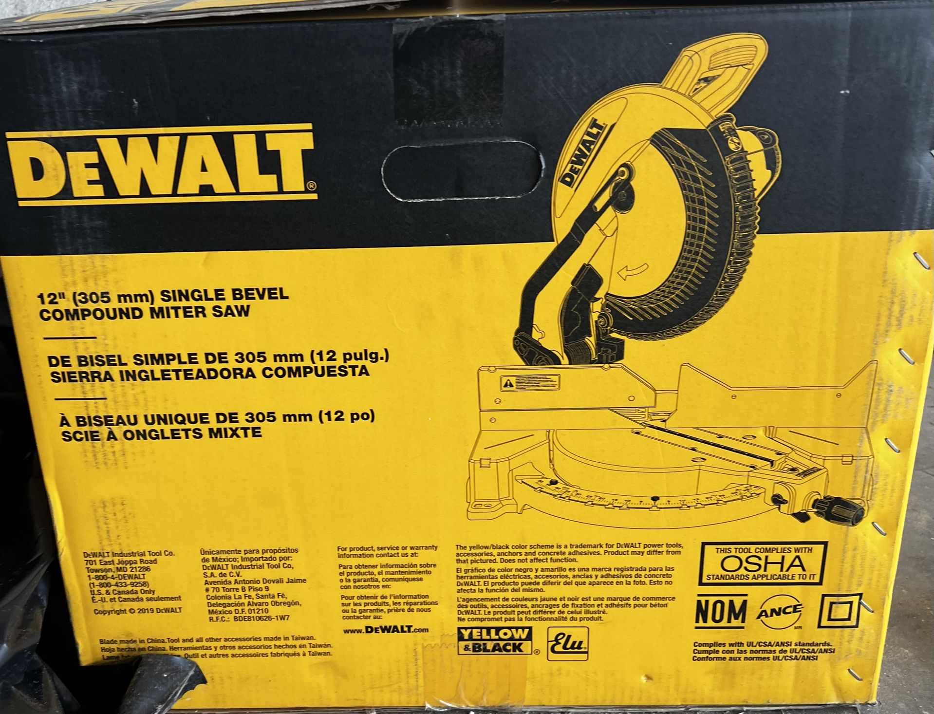 NIB DEWALT 12inch Bevel Mitre Saw