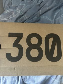 YEEZY BOOST 380‼️ $100 or OBO ‼️ CASH ONLY