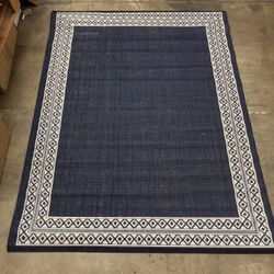 New 5’3” x 6’11” Navy Diamond Border Indoor/Outdoor Area Rug