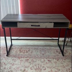 Computer Desk with Drawer 