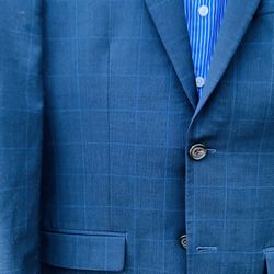 mens Navy and lighblue striped Crown and Ivy suit Jacket 38R pants 32x32 shipping available