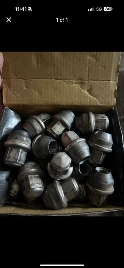 Ford lug nuts