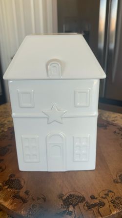 Threshold Earthenware Cookie Jar.