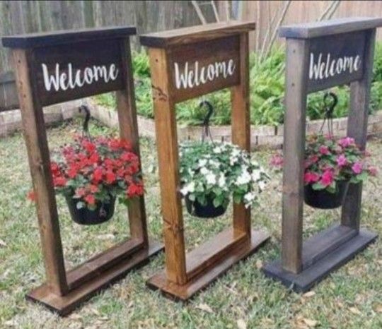Welcome Plant Stand