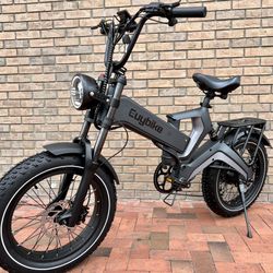 1500W Folding Ebike, Long Range, 25ah Hidden Battery, 30mph, USB Hook Up, Full Suspension (Adjust Front Fork), 8 Speed Shimano, 5 Speed Pedal assist 