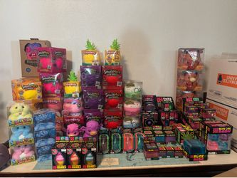 Squishies & Needohs